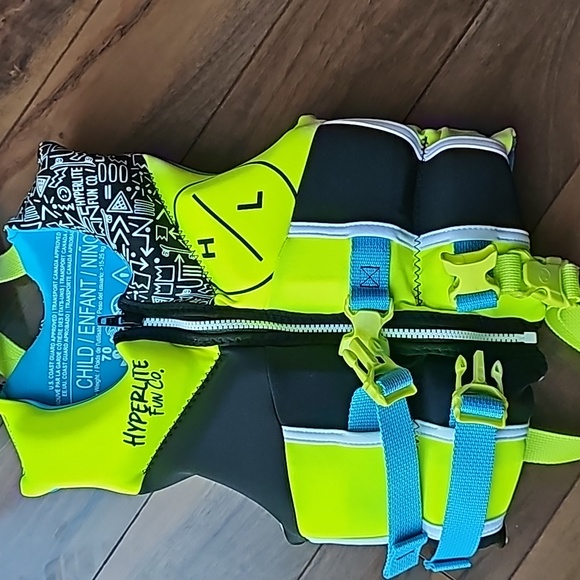 Other - Hyperlite Child Life Vest- Blue/Yellow/Black| Size: 33lb-55lb  New With Tags